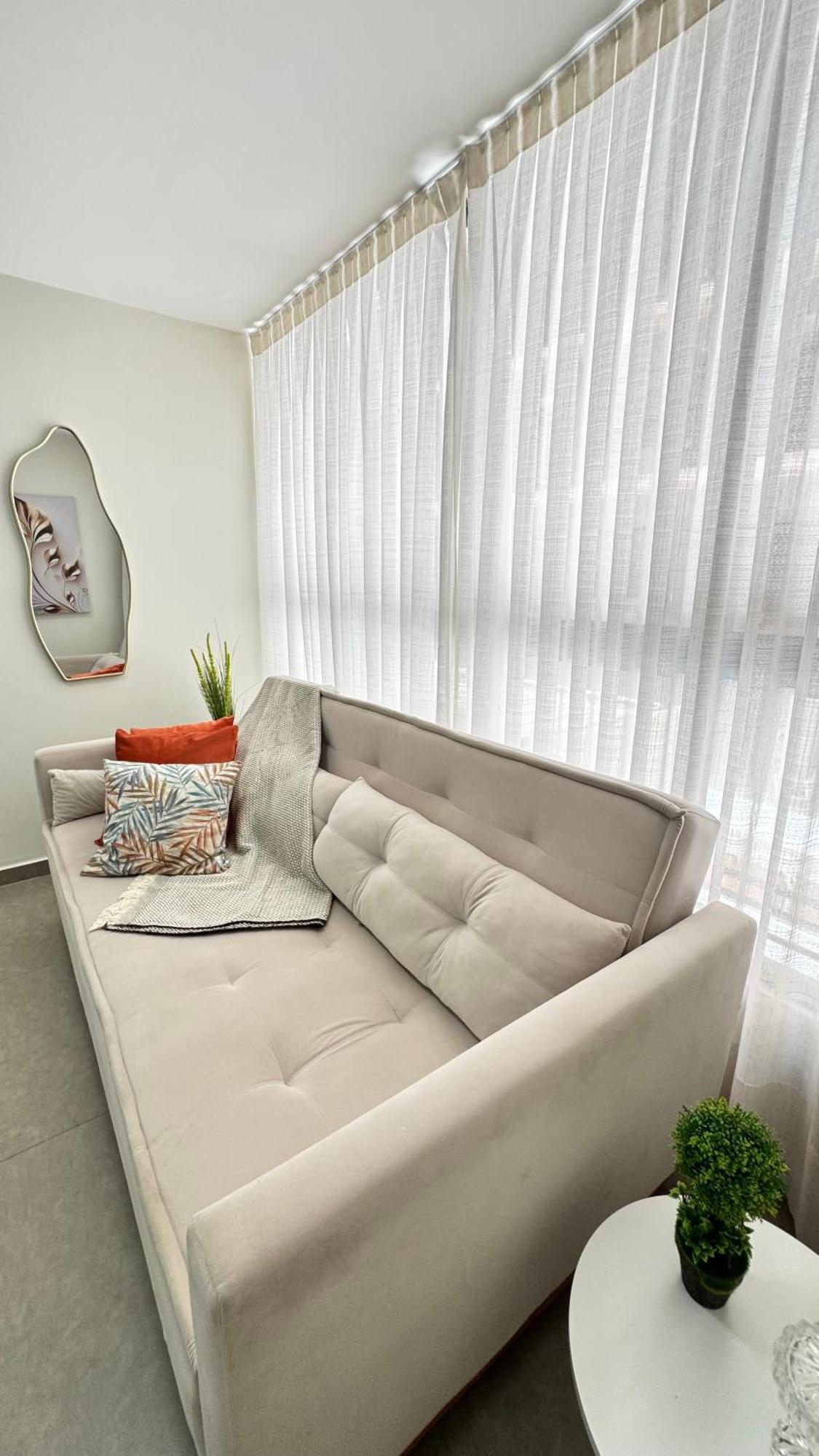 Flat Vip Solon Manaira